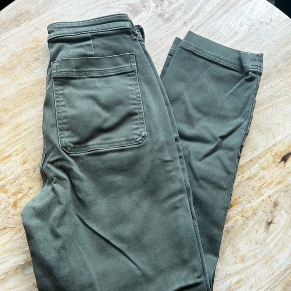 Everlane Pants - Everlane Pants in Olive Green